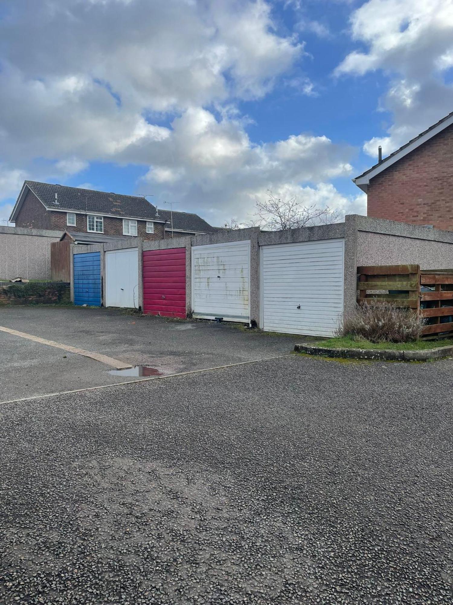 Charming 2-bedroom House Near Bourton Park In * Buckingham